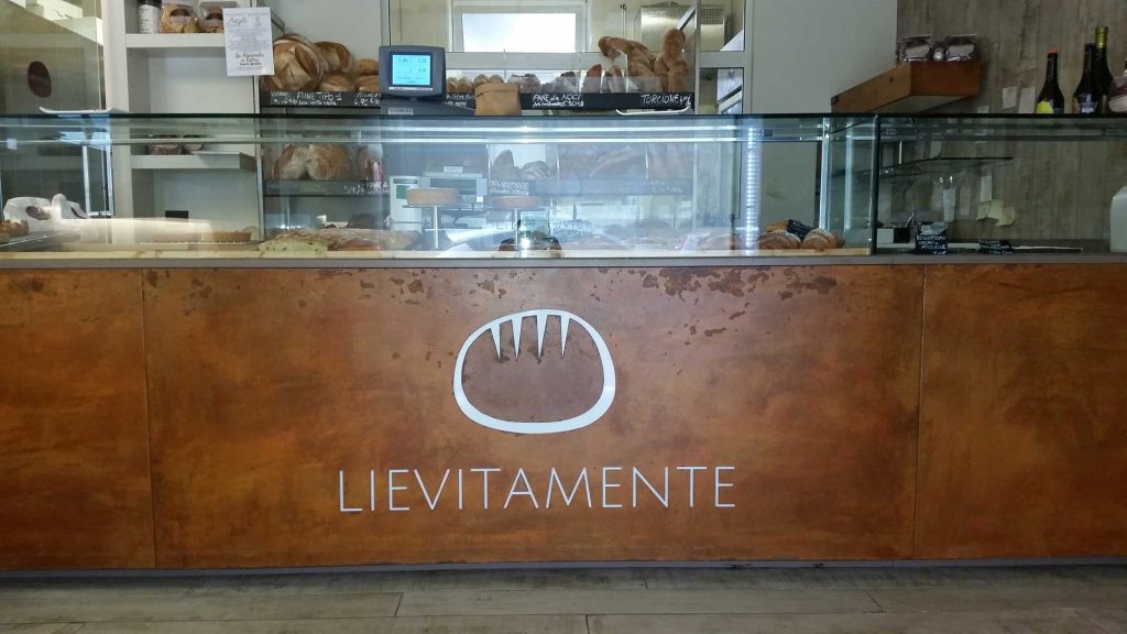 Poletti Arredamenti - Progetto: Lievitamente Panetteria